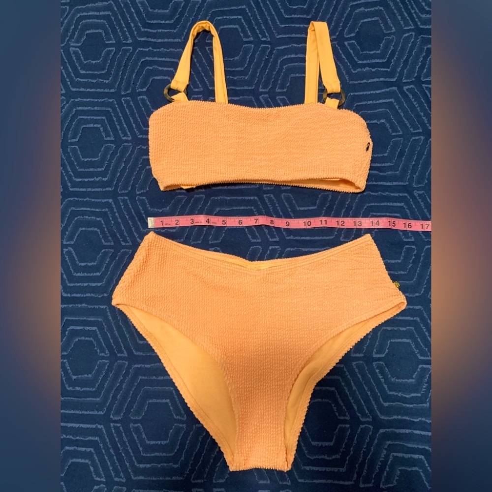 La Vie En Rose aqua ~ 2 Piece Swimsuit (Large) ~ Peach/Tangerine, textured